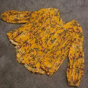 💕Beautiful Altar'd State Floral Top!